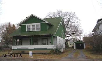 2.5 STORY, 4 BR, 2 BATH. LARGE 2.5 STORY. LLYSWEN AREA. 4BR, 2 BATH. 1 CAR GARAGE. HOT WATER HEAT. LARGE FENCED YARD. DECK, COVERED PORCH. BAKER SCHOOL AREA. OWNER IS A LICENSED REALTOR.