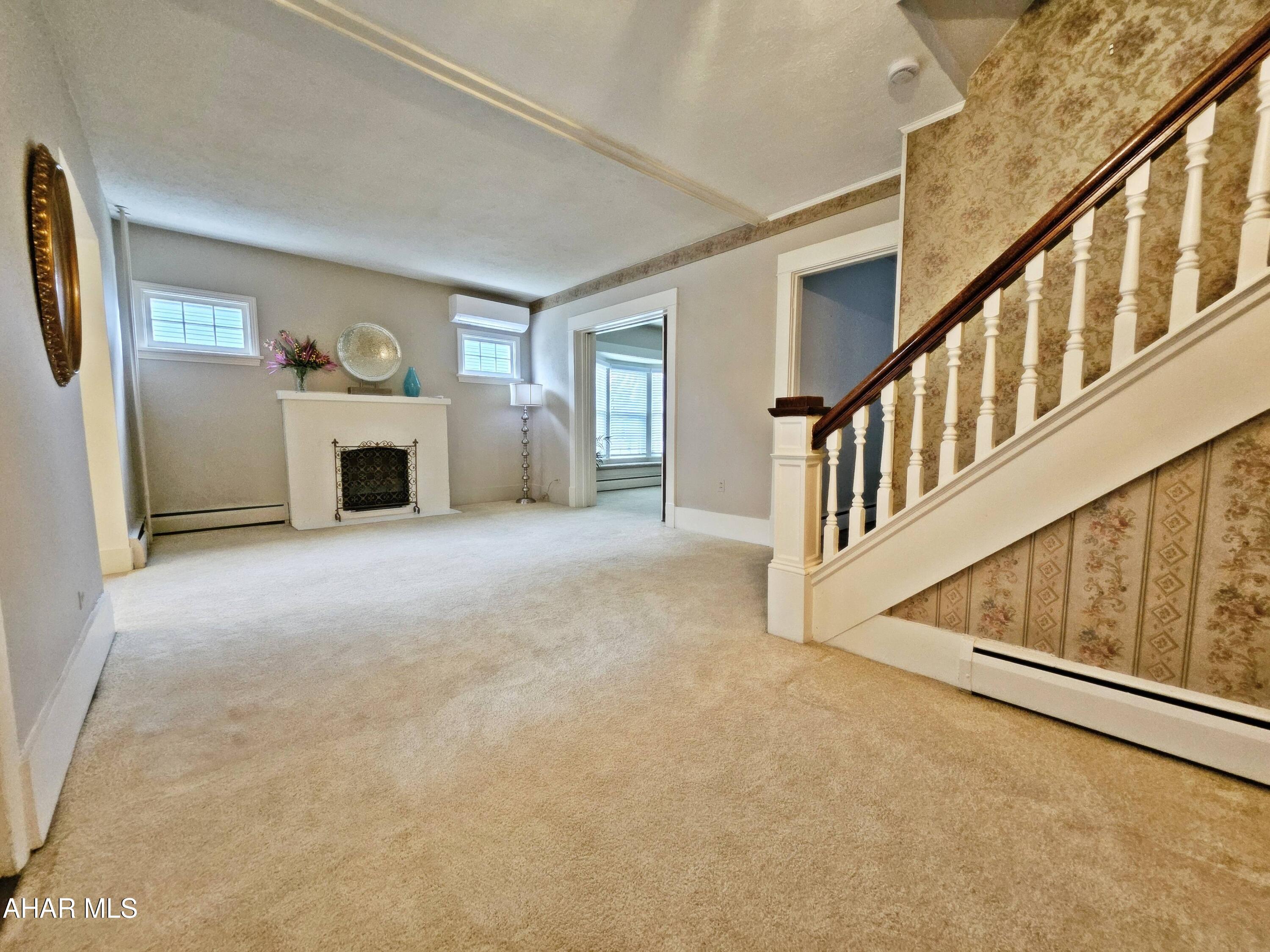 Baker Mansion - Residential