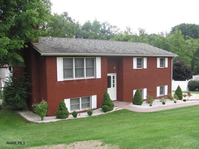 Crestwood - Residential