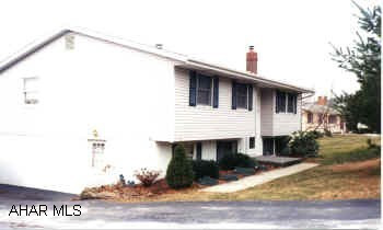 VERY SPACIOUS. NICE YARD WITH ABOVE GROUND POOL. FAMILY ROOM, OFFICE, & STORAGE ROOM ON LOWER LEVEL.