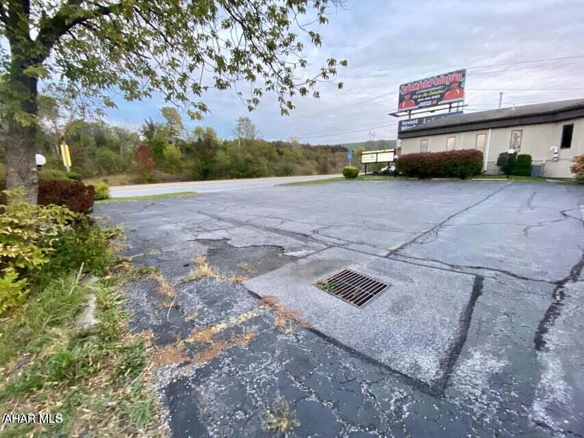 None - Commercial Lease