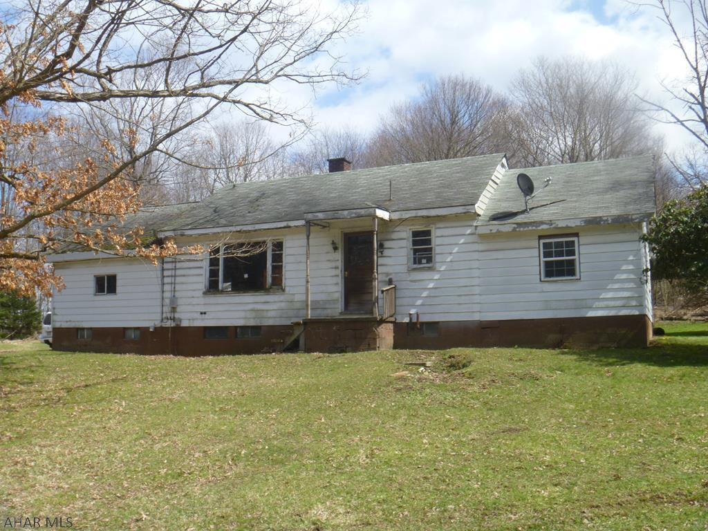 Ranch style home on 1 acre in need of some TLC! Property was built prior to 1978 and lead based paint potentially exits. The Following Flood Zone Information Has Been Obtained For The Property Flood Zone Designation X. This property is being marketed as-is with a Hold Harmless agreement required prior to showing property. Please contact listing office for further details. Taxes and sqf are from tax card. Buyer to independently verify. United School District.