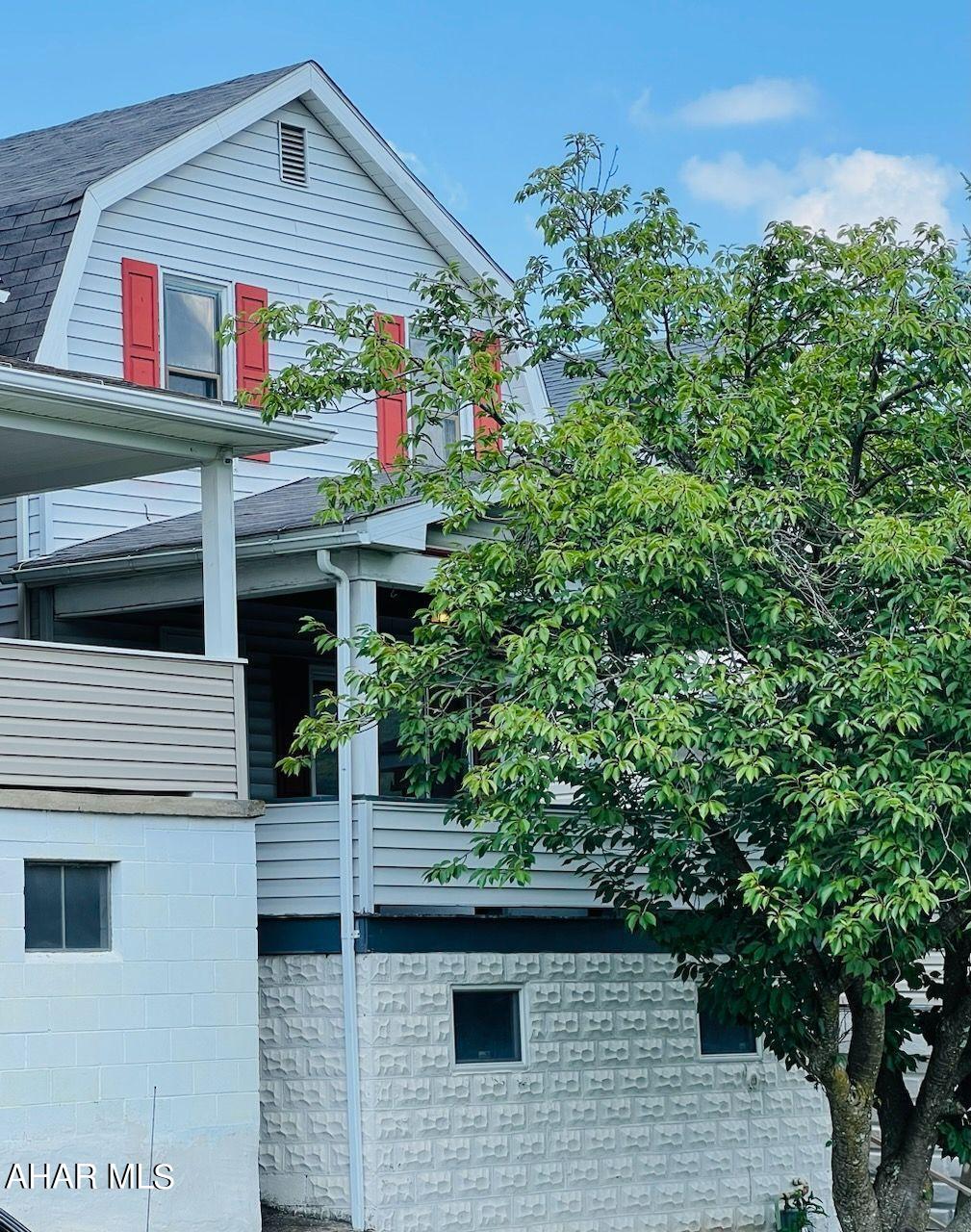 This 2 bedroom, 1 bath home is ready for a new owner. This home sits in a great location with easy access to I99. Enjoy the view of the mountain while sitting on your front porch in this quiet neighborhood. Property being sold as-is, where is.