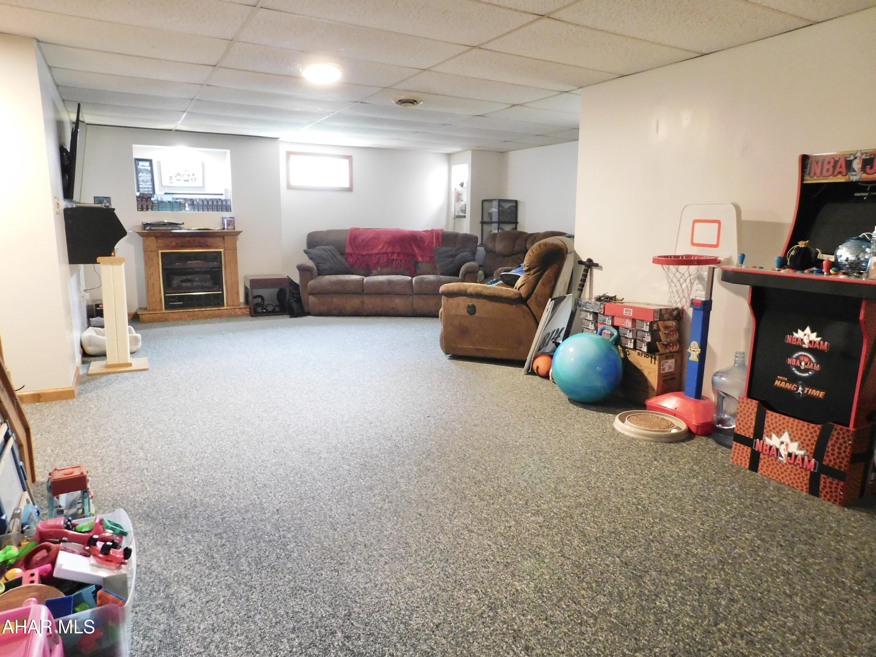 Juniata - Residential
