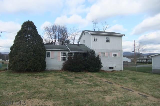 Tipton area home in need of TLC. AS-IS sale.