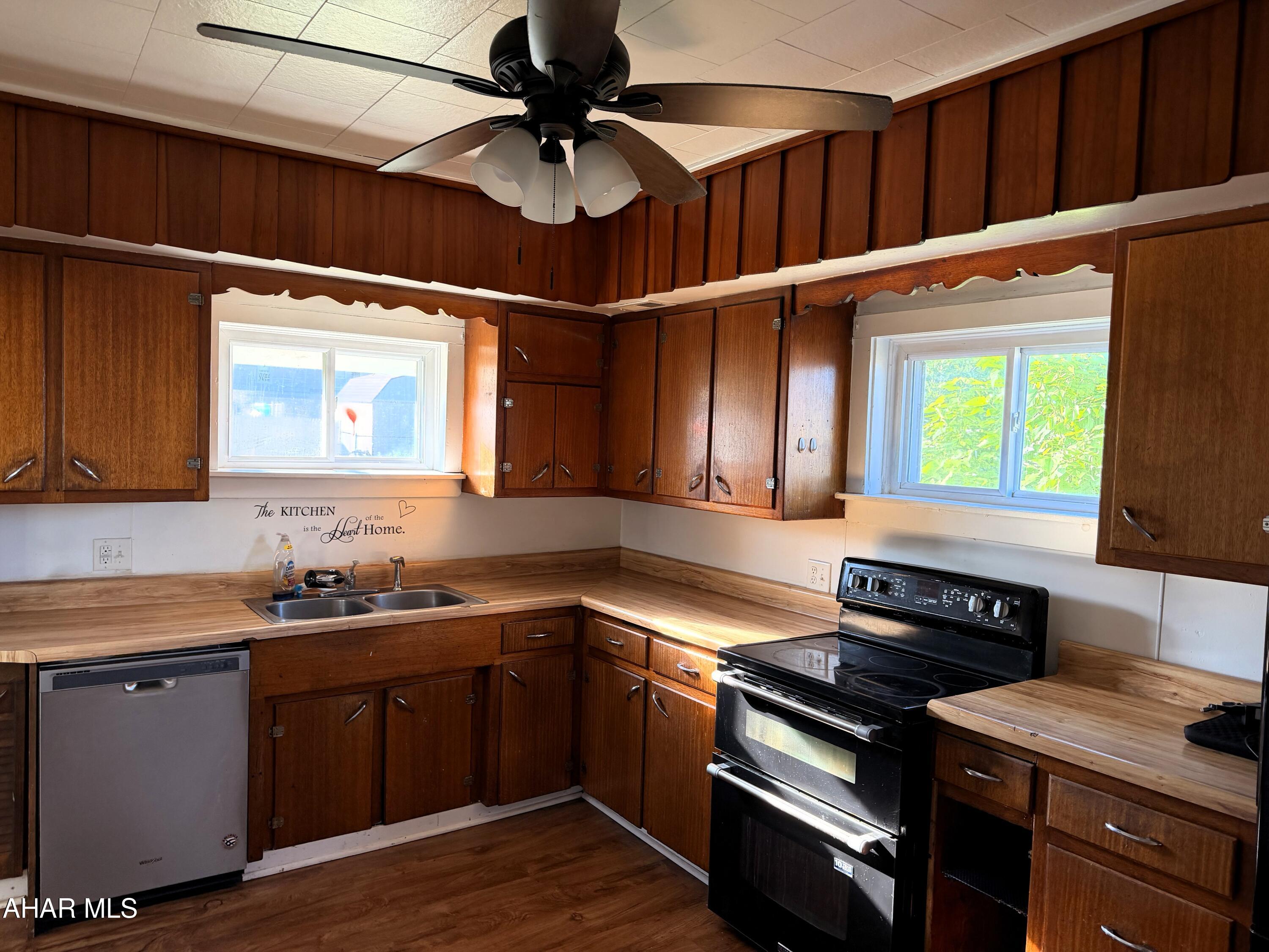 Bellwood Boro - Residential
