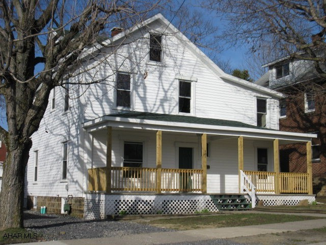 Great Family Home! 4-5 bedrooms, 2.5 baths.  Separate master suite with large bath and dressing room. New roof, windows, kitchen, baths, carpet and tile. 1st fl laundry and 1/2 bath.  Large level fenced yard with landscape pond and large deck and large 2 car garage/workshop.  Fresh and new.  Close to Everything!