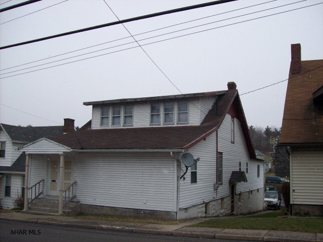 Lovely spacious home in move-in condition, 5 bedrooms, including two on first floor, 3 full baths, first floor family room, large kitchen with ceramic tile, beautiful woodwork, nice home, two car garage, motivated seller.