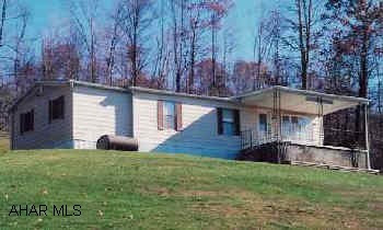 1980 Virginia Home on 1.004 acres