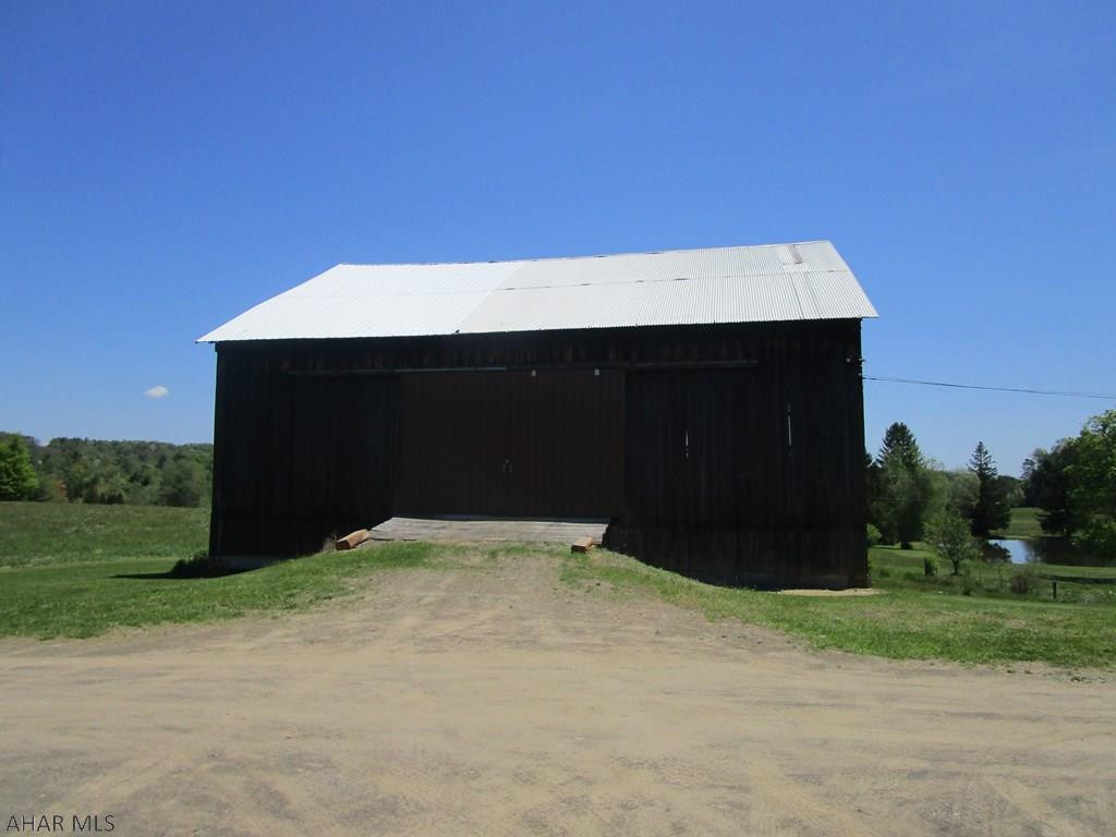 Unknown - Farm