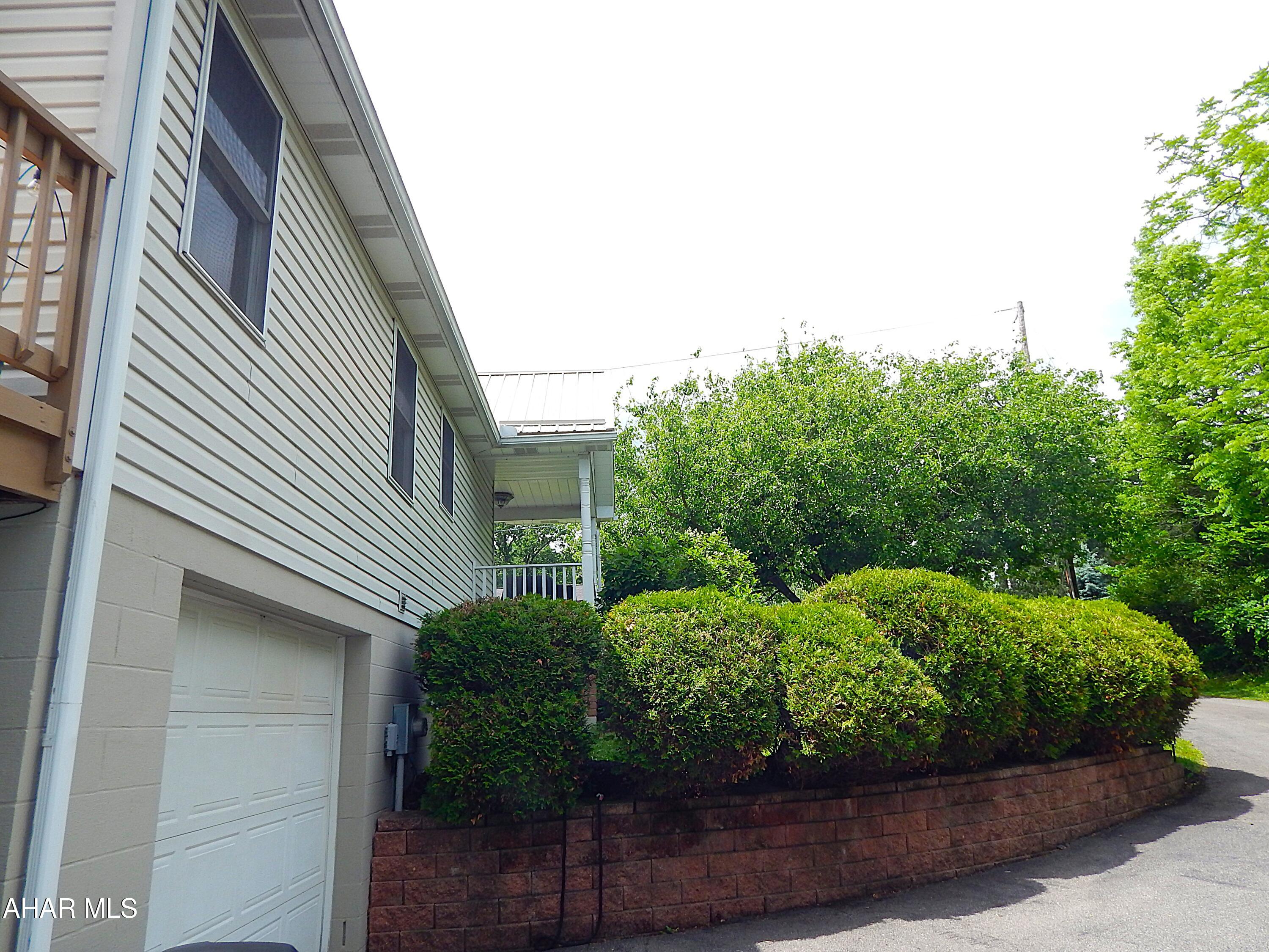 Elmwood - Residential