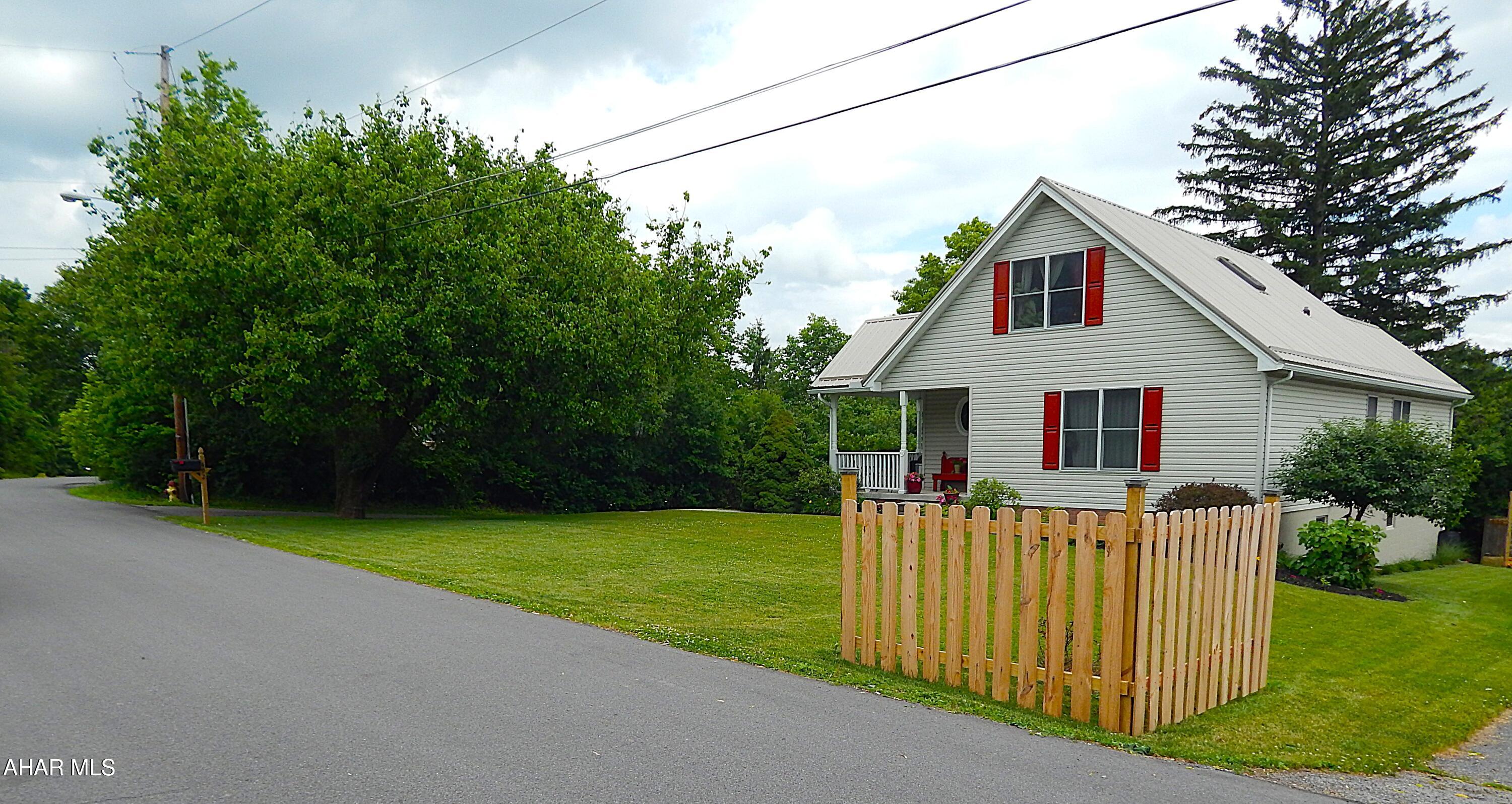 Elmwood - Residential