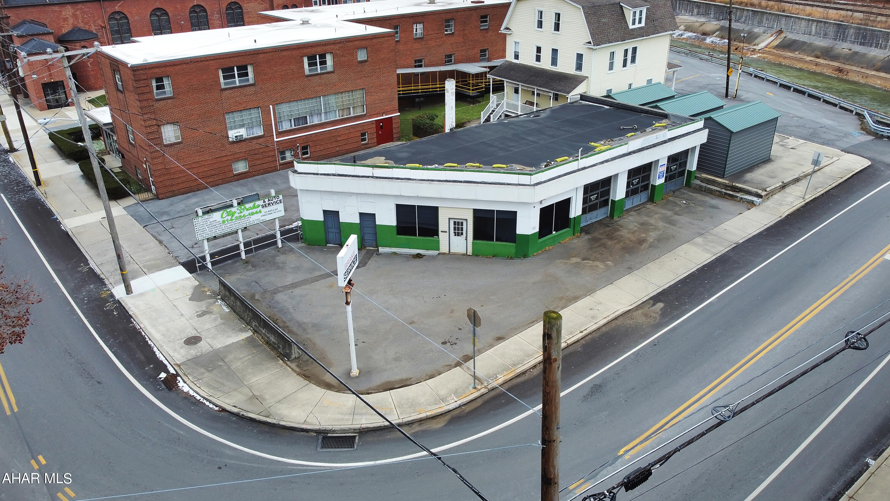 Welcome to 104 Maple Ave in Johnstown! This exceptional commercial garage is conveniently situated on a corner lot, boasting excellent visibility and a high volume of traffic. If you're seeking a competitively priced commercial building in the Johnstown area, look no further. Auto service based businesses are NOT permitted. Don't hesitate to reach out to the listing agent today!