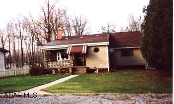 CHARMING WELL MAINTAINED CAPE COD, FIREPLACE, HOT TUB,SHED, AND MUCH MORE. A MUST SEE! PLEASE SET ALL SHOWINGS THROUGH CATHLEEN.