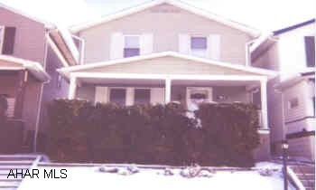 Well maintained Fairview Home!