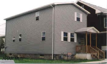 Total remodeled house in '99, maintenance free exterior, oversized 1 car garage, modern kitchen & bath, 2nd floor laundryroom Beware of dog, Owner has Real Estate License in escrow