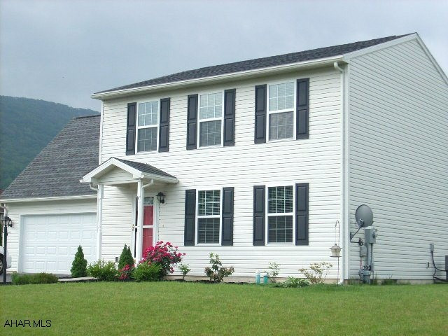Newly listed 2 story in Parkview Estates. Spacious 4BR, 2.5 bath home. 1st floor laundry. 2 car attached garage. Built in 2006. Central air. Updated flooring (wood floors).