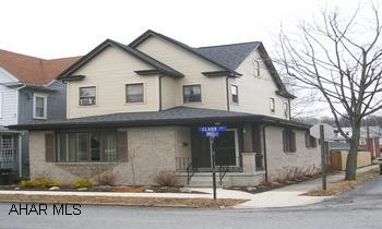 LARGER THAT IT APPEARS. VERY CHEERFUL HOME. NEWER SIDING, SIDEWALK, LANDSCAPING AND FURNACE. INGROUND POOL W/ NEWER LINER, FENCED AND BRICK PATIO. A MUST SEE! LARGER THAT IT APPEARS. VERY CHEERFUL HOME. NEWER SIDING, SIDEWALK, LANDSCAPING AND FURNACE. INGROUND POOL W/ NEWER LINER, FENCED AND BRICK PATIO. A MUST SEE!