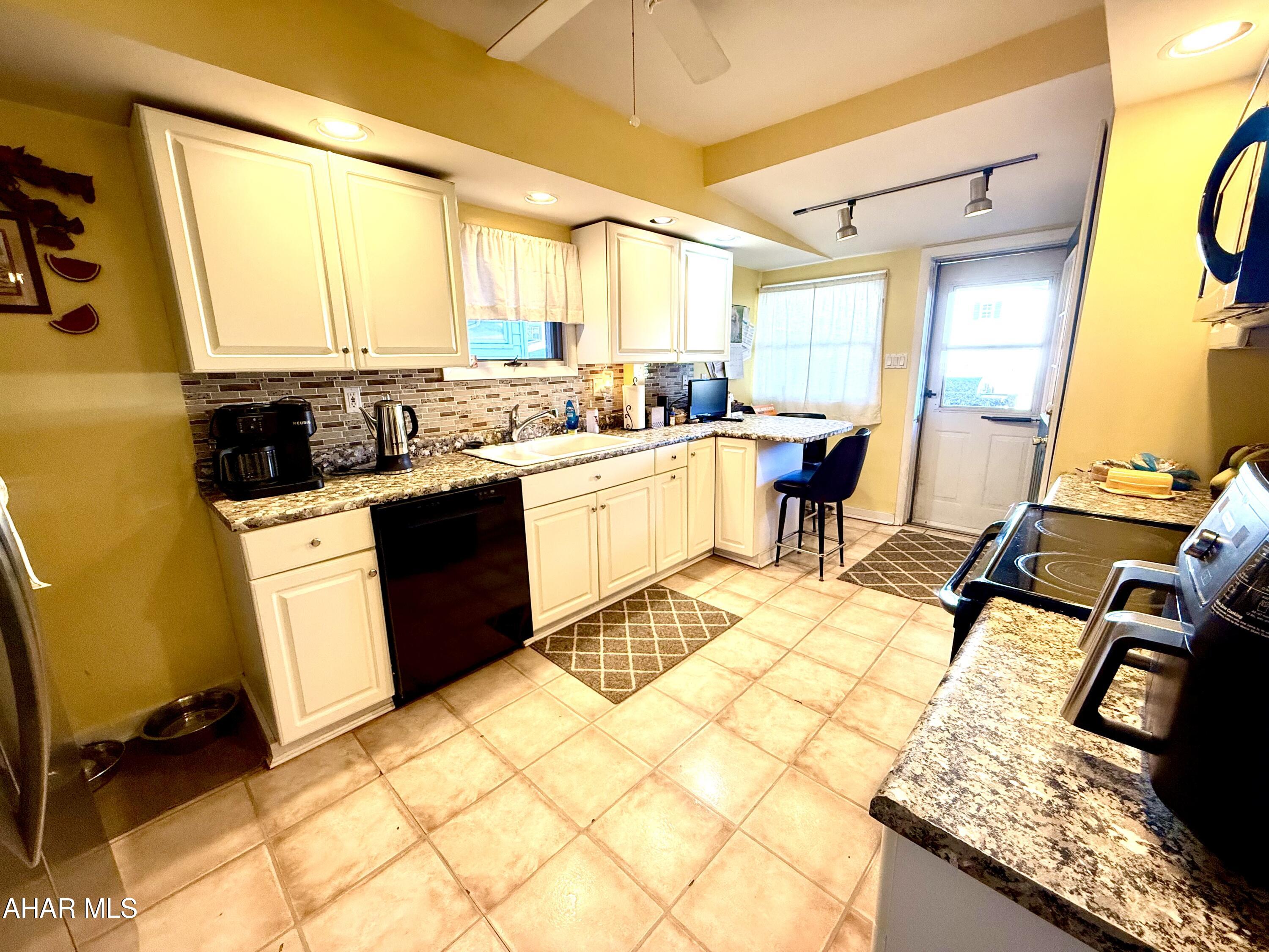 Juniata - Residential