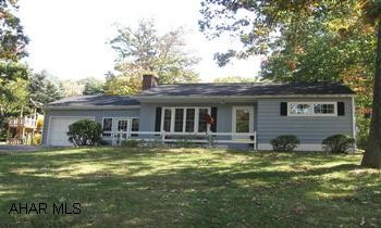 NICELY UPDATED SINGLE LEVEL WITH MASTER BEDROOM AND BATH IN BASEMENT. REDONE KITCHEN AND BATH. BEAUTIFUL HARDWOOD FLOORS. NEWER ROOF AND WINDOWS. CALL ADAM 934-5246 NICELY UPDATED SINGLE LEVEL WITH MASTER BEDROOM AND BATH IN BASEMENT. REDONE KITCHEN AND BATH. BEAUTIFUL HARDWOOD FLOORS. NEWER ROOF AND WINDOWS. CALL ADAM 934-5246