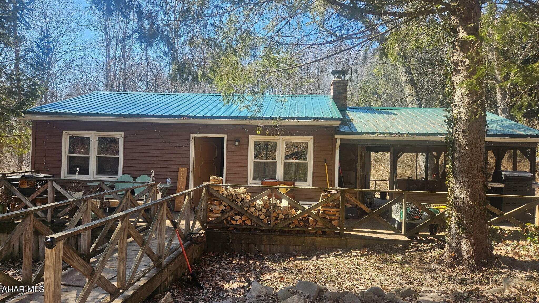 Charming 1-Story Cabin on 1.42 Acres - Brush Creek Township, Crystal Spring, PA
Tucked away in the tranquil setting of Breezewood Park, this cozy 1-bedroom, 2 bath cottage offers a peaceful retreat. The home features a combined kitchen and dining area, a comfortable living room, and a garage for added convenience. A picturesque creek runs through the property, enhancing its natural beauty.
Located less than 5 minutes from the PA Turnpike, just 2 minutes from state game lands, and only 30 minutes from Raystown Lake, this property is perfect for outdoor enthusiasts. Whether you're seeking a hunting cabin, a weekend escape, or a full-time residence, this home has incredible potential. With a little TLC, you can transform it into your perfect getaway. Selling As-Is.