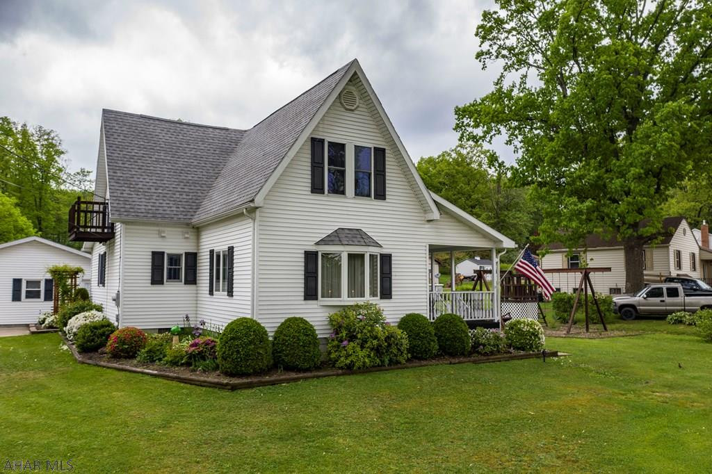 Lower Brush Mountain Road - Residential