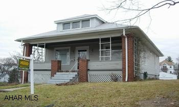 Nice house in great neighborhood.