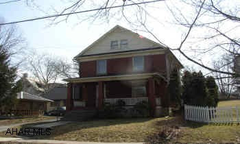 HOLBG BORO.  THIS ALL BRICK 4BR FEATURES NEWER 1ST FLOOR LAUNDRY ROOM W/ 1/2BA.  THE LARGE ROOM SIZES ARE PERFECT FOR THE GROWING FAMILY.  LARGE EAT-IN KITCHEN AREA.