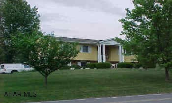 Great 3 bedroom, 2 bath split on large corner lot. Large paved driveway. Oil heat, central air, new furnace, new roof, electronic air cleaner. Great decor. Coal stoker in family room. Closing date contingent upon completion of new construction for the sel Great 3 bedroom, 2 bath split on large corner lot. Large paved driveway. Oil heat, central air, new furnace, new roof, electronic air cleaner. Great decor. Coal stoker in family room. Closing date contingent upon completion of new construction for the seller. (Estimated completion date 9-1-00). Pleast do not let the cat out! This is an excellent property - don't miss out!