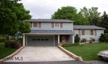 VERY NICE MULTI LEVEL, 4TH LARGE BEDROOM ON LOWER LEVEL, HEATED GARAGE, LARGE LANDSCAPED LOT, SHED WITH ELEC., 19X35 DECK W/SEC. LIGHTS, NEWER CHERRY KIT. W/PERGO FLOORS, GAS F.P. IN FAM. ROOM. PRICED TO SELL. CALL CRYSTAL FISHER, 946-4343  X164. NO CLOSING BEFORE 7-23-03 UNLESS MUTUALLY AGREED UPON.