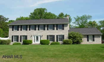 TWO STORY WITH 1ST FLOOR OFFICE, OAK TRIM, 4 BEDROOMS, 2.5 BATHS, KITCHEN UPDATED WITH GRANITE COUNTERTOPS, NEW APPLIANCES, INGROUND POOL WITH VINYL FENCE AND DECK. SPLIT HEATING SYSTEM AND COOLING.  IMMACULATE.  CALL SUSAN 935-8252.