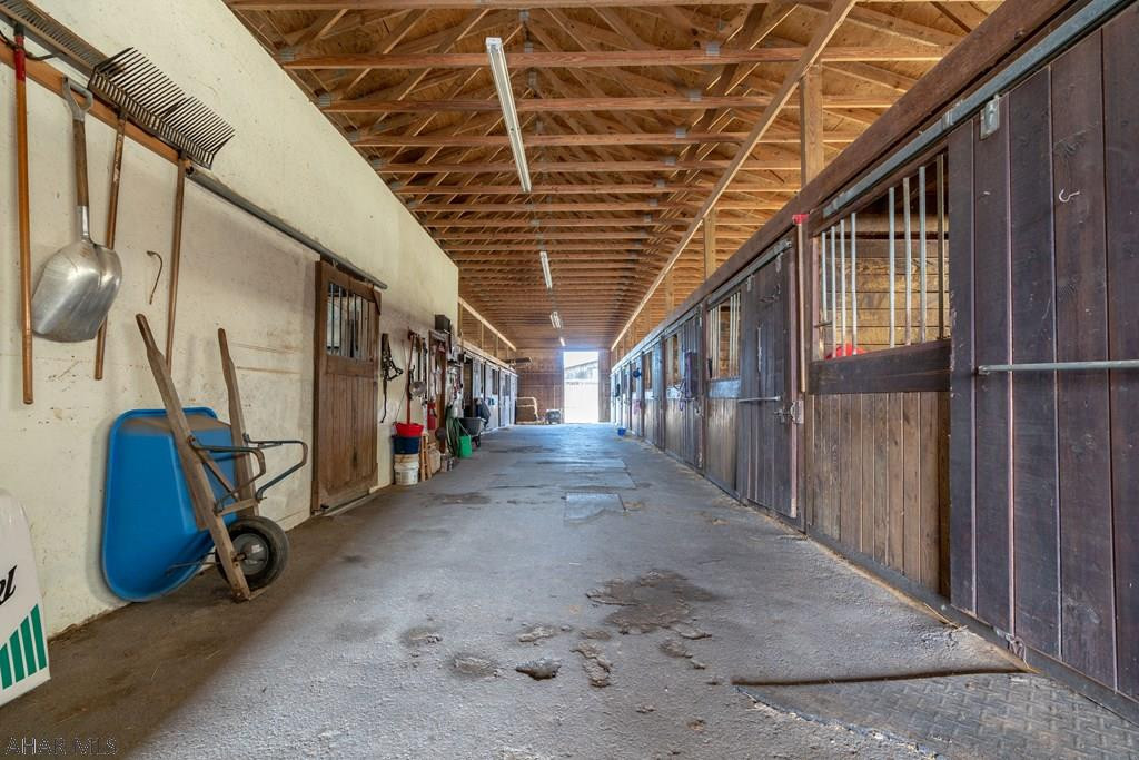 Unknown - Residential Lease