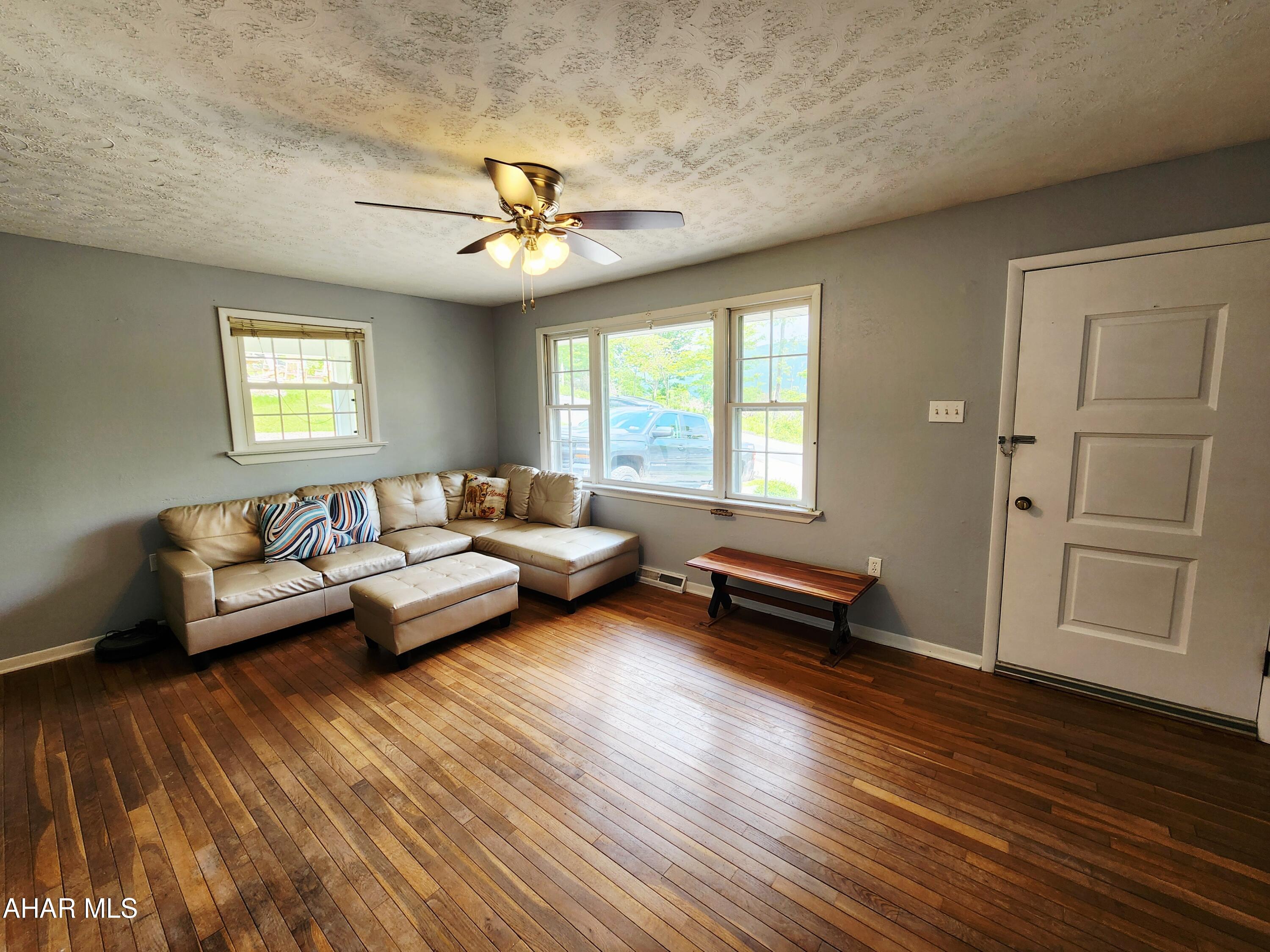 Barclay - Residential