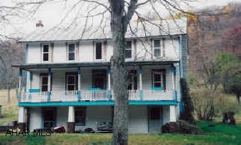 2 Story Farmhouse on 2.11 Acres