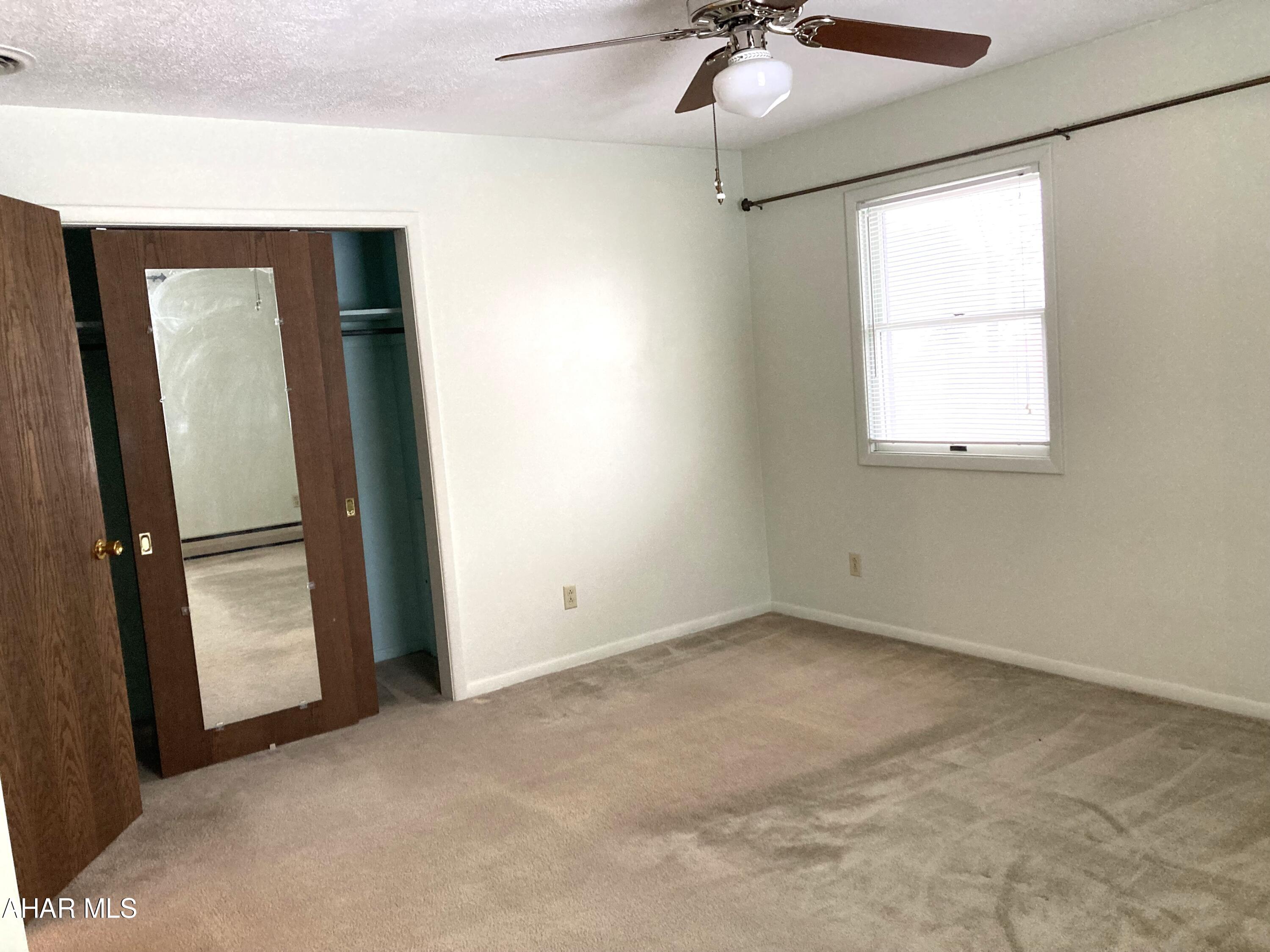 Crestwood - Residential
