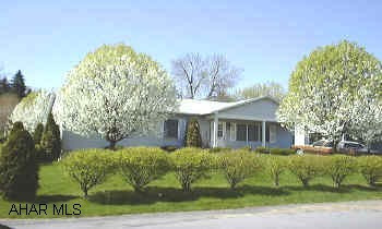 Ranch home in Pleasant Valley area.