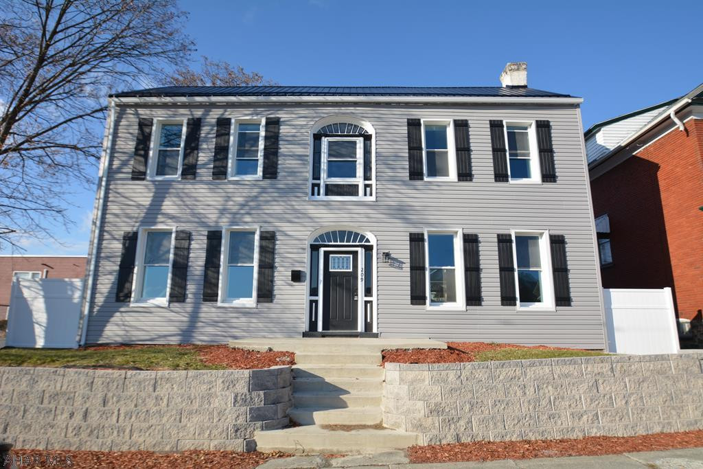 Hollidaysburg - Residential