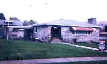 EXCEPTIONAL RANCH HOME WITH NEW KITCHEN, NEW FURNACE, CENTRAL AIR, LIVING RM W/FIREPLACE, HARDWOOD FLOORS, FAMILY ROOM IN BASEMENT.