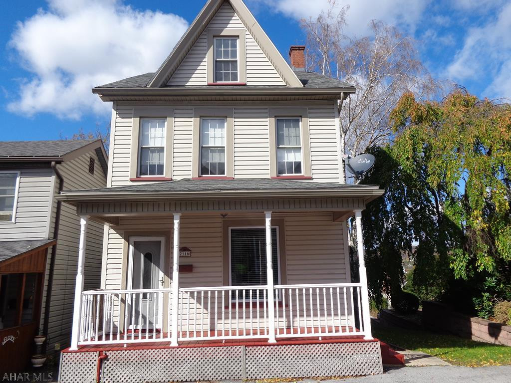 Cold Weather - Hot Buy!  Fantastic move in ready home with spacious rooms.  Newly remodeled kitchen.  Pella windows & door.  2 car off street parking pad. Bonus Room used as a walk in closet.  Large attic could be used as a bedroom.