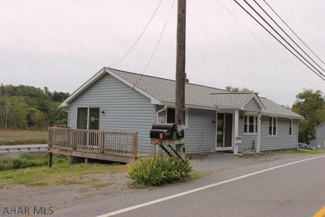 Lots of potential in this 1 story home on large lot in Frankstown Twp! Priced to sell. SOLD AS IS!