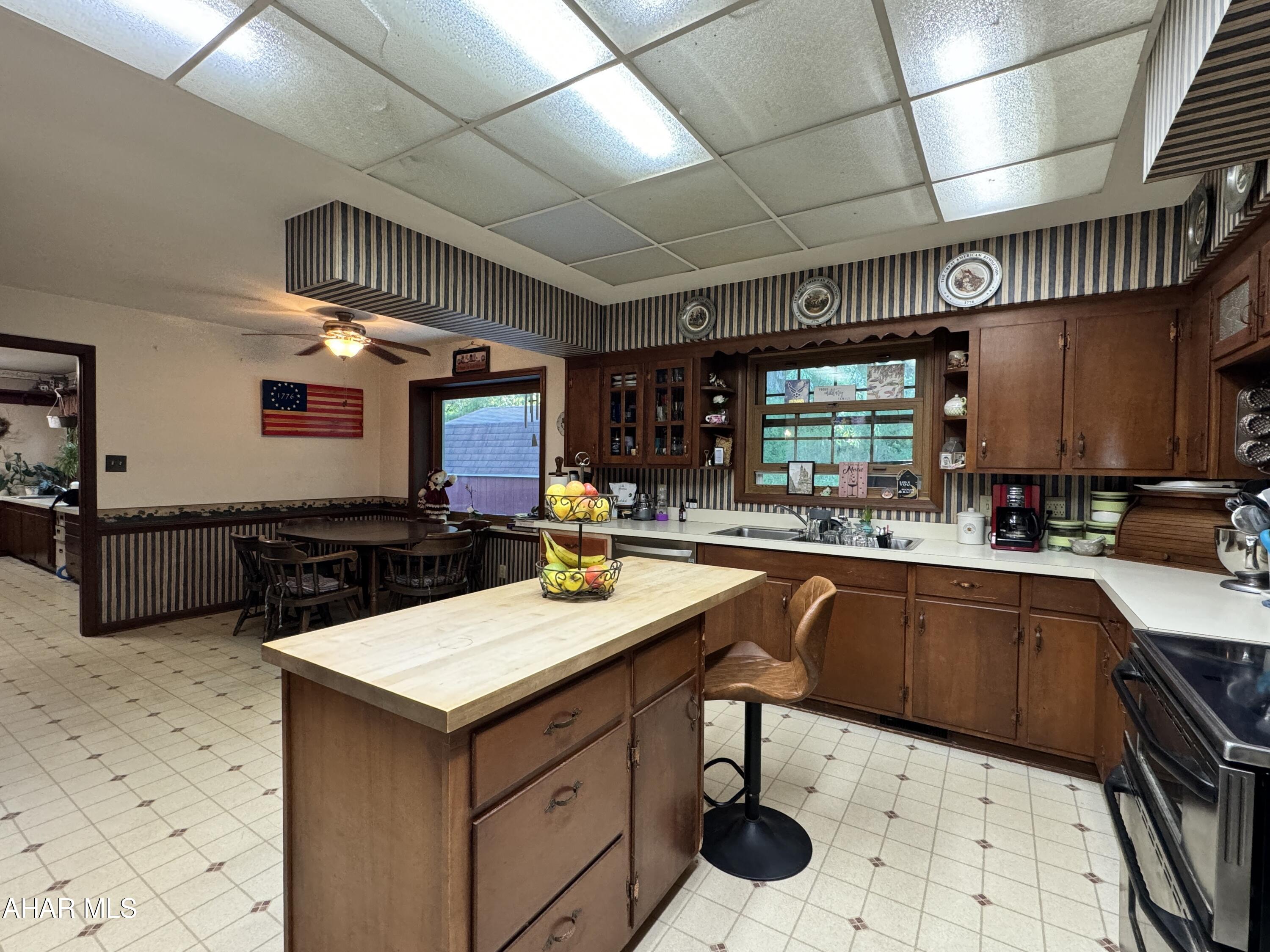 Meadowbrook Terrace - Residential