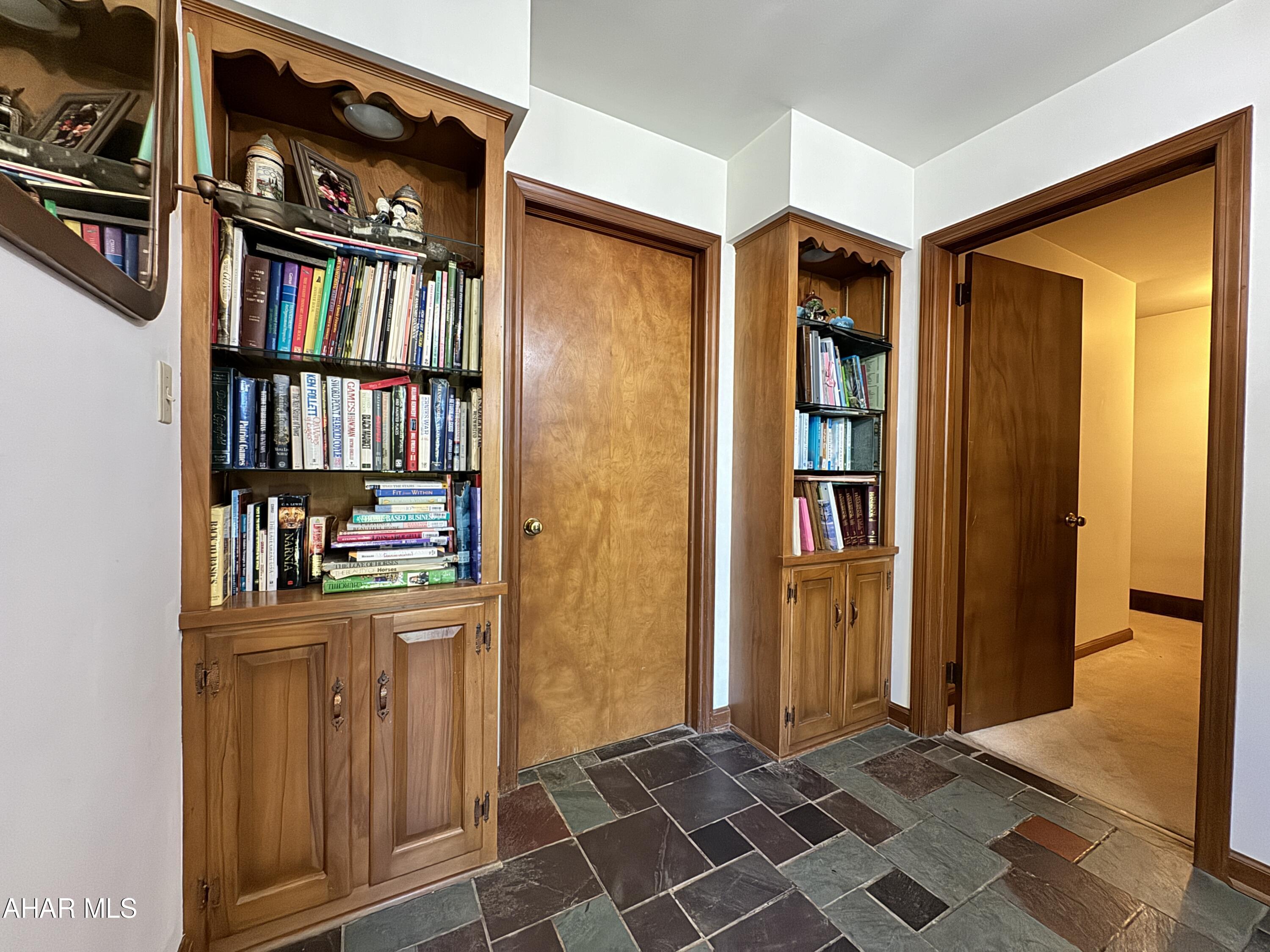 Meadowbrook Terrace - Residential