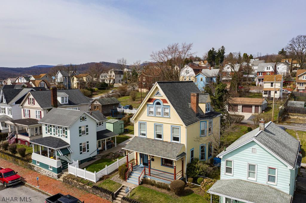 Beautiful 2.5 story home with endless amounts of charm! This well maintained home is full of history with all its original wood work, huge windows, and features right from the Pennsylvania Railroad. The 3 story staircase leads up to 3 bedrooms on the second floor, and to two more bonus rooms on the third floor that could be used as 4th or 5th bedrooms. Do not miss your opportunity to own your own piece of history!