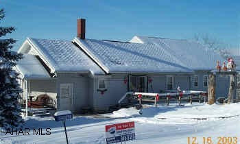 Great looking ranch, Spacious layout-Huge Lot-Must See! See Agent Deb Edmundson. Very Attractive, Spacious Ranch-Over 3/4 Acre Lot, Garage, Home is in Move-in Condition-Nice Package/ above ground pool-Country Setting.