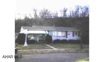 Nice 2 bedroom rancher with 2 lots (75x120 & 100x120), plus 4 car detached garage, good mechanics. Nice 2 bedroom rancher with 2 lots (75x120 & 100x120), plus 4 car detached garage, good mechanics.