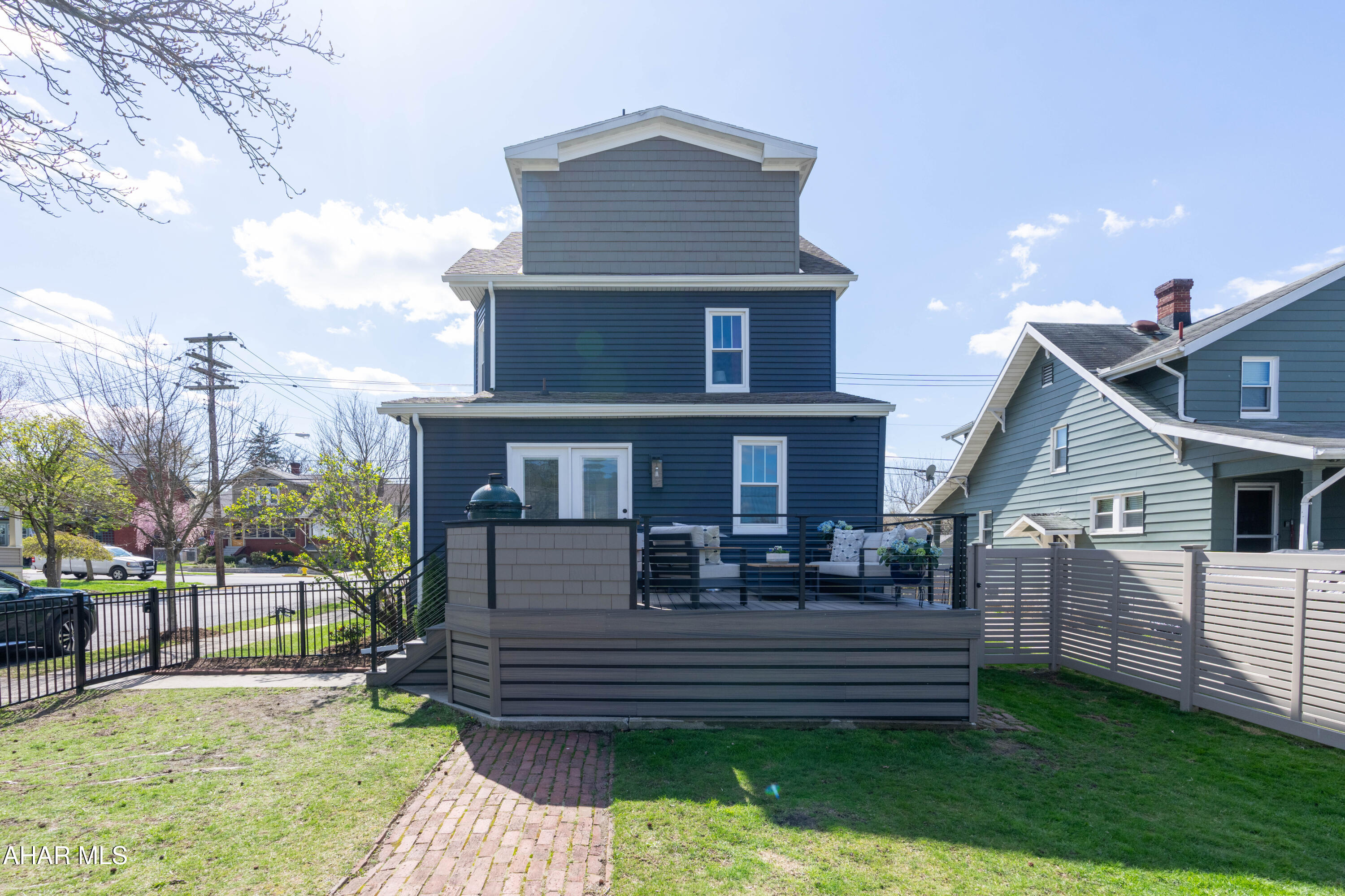 Hollidaysburg - Residential