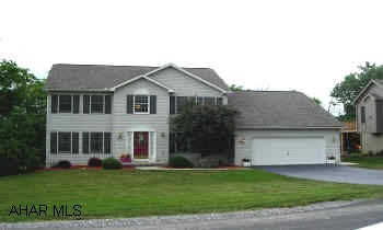2 STORY LIKE BRAND NEW. ALL NEW CARPET, APPLIANCES, COUNTER TOPS, HW FLOORS IN FAMILY ROOM. LARGE COVERED DECK. PRIVATE BACK YARD. 1ST FLOOR BEDROOM OR STUDY. PROFESSIONALLY LANDSCPAED. FOOT OF TEN GRADE SCHOOL. IMMACULATE. CALL SUSAN 935-8252 OR 946-4343 EXT. 141.