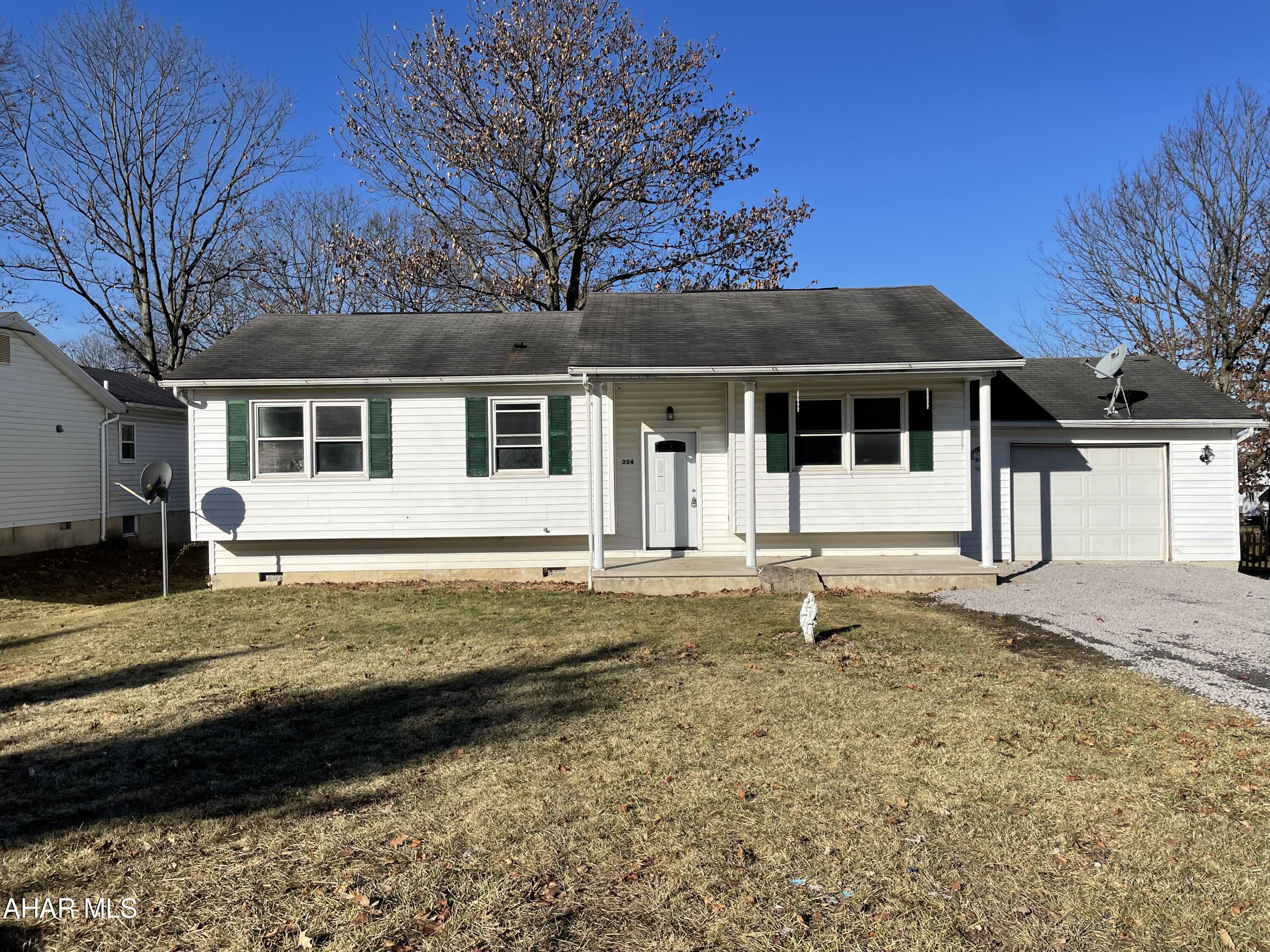 One level, single family residence in the Penn Cambria School District. This freshly renovated home features laundry on the main floor, 3 beds, 1 bath, and a fenced-in back yard. Minutes from gas, groceries, and schools.