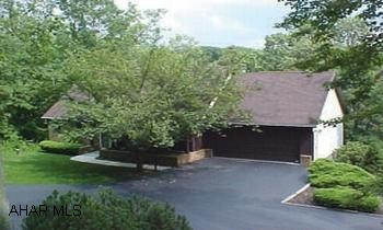 www.joycedalton.com Great Private Location!  Spacious Rooms - French Door To Timber Tech Deck - 1st Floor Master Bedroom Suite - Walk In Closets www.joycedalton.com Great Private Location!  Spacious Rooms - French Door To Timber Tech Deck - 1st Floor Master Bedroom Suite - Walk In Closets