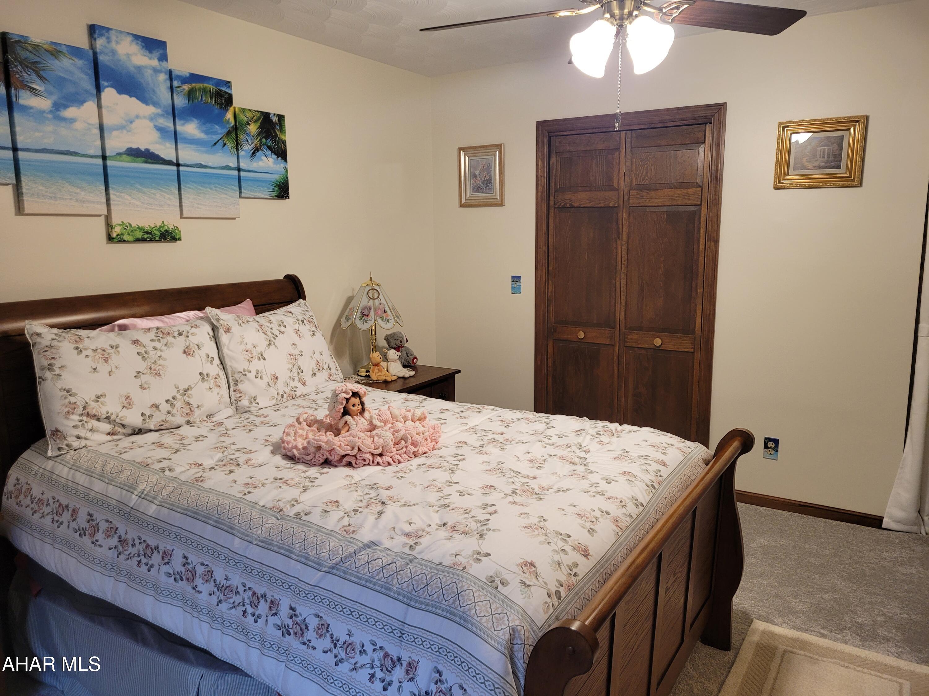 Glendale Yearound - Residential
